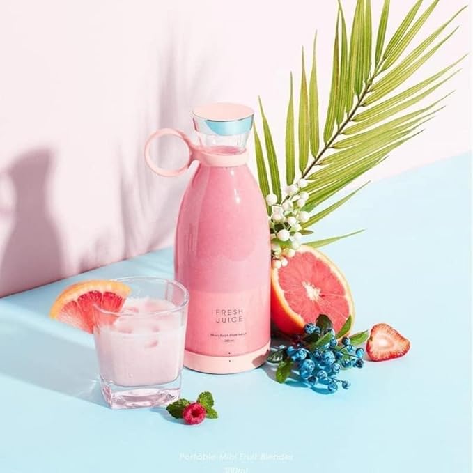 Portable Blender, USB Rechargeable Mini Juicer Blender with ( 6 Blades )